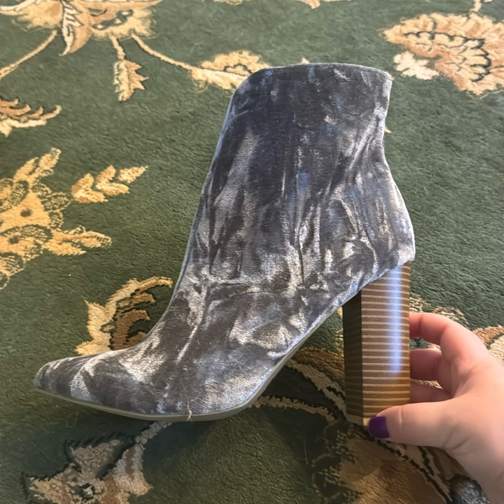 Rue21 Gray Velvet Ankle Booties with Wood-Stacked Heel